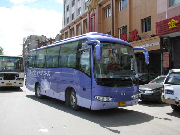 深圳租大巴-你走過(guò)的路，每一步都算數(shù)