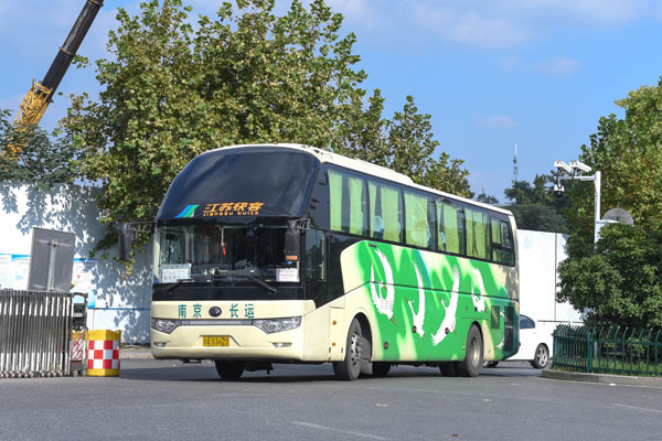深圳大巴包車(chē)對(duì)城市交通帶來(lái)哪些好處?