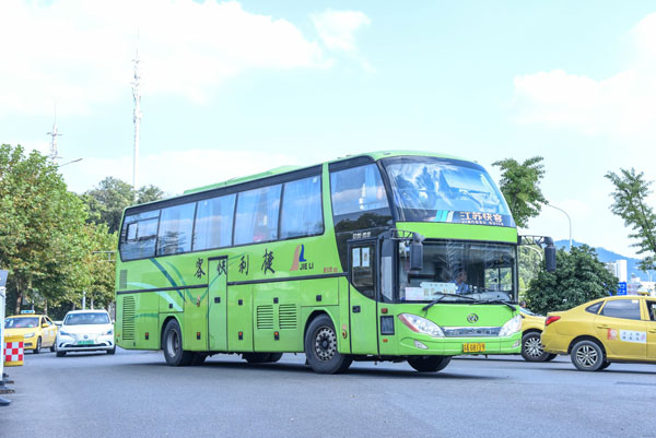 (大巴車租車平臺)專業(yè)性的服務(wù)才是真正的平臺